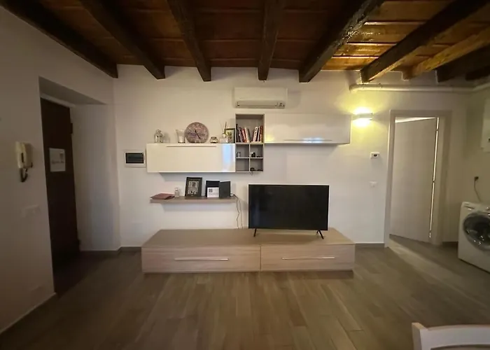 La Corte, Centro Lejlighed *