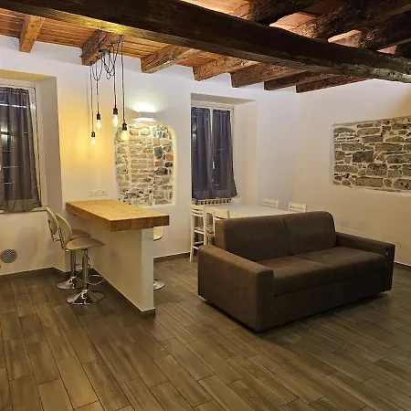 La Corte, Centro * Côme